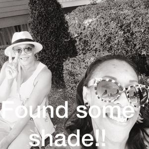 Meet your Posher, Deborah